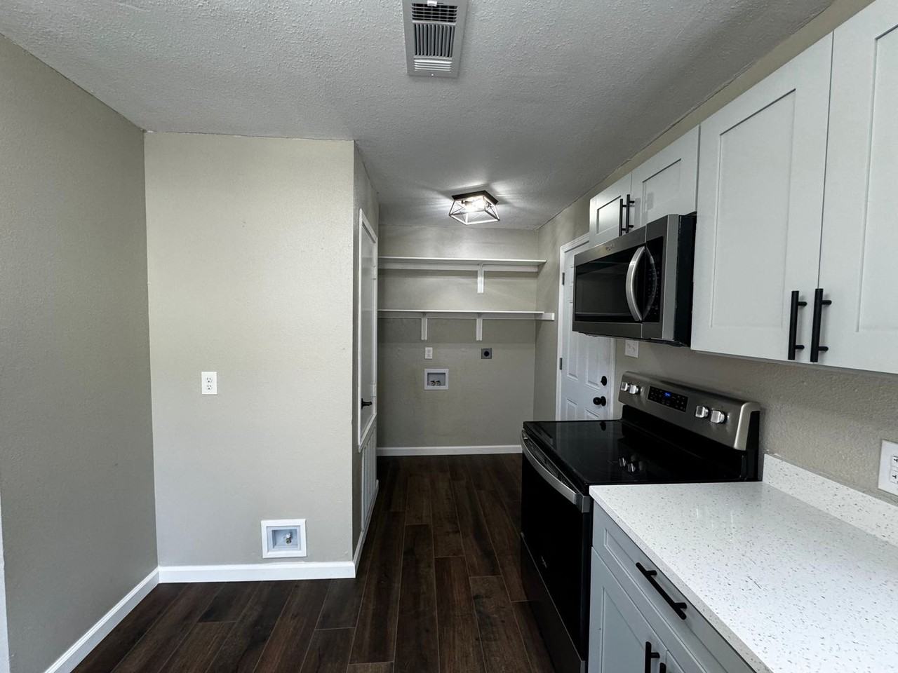 15435 Belen St - Photo 6 of 27