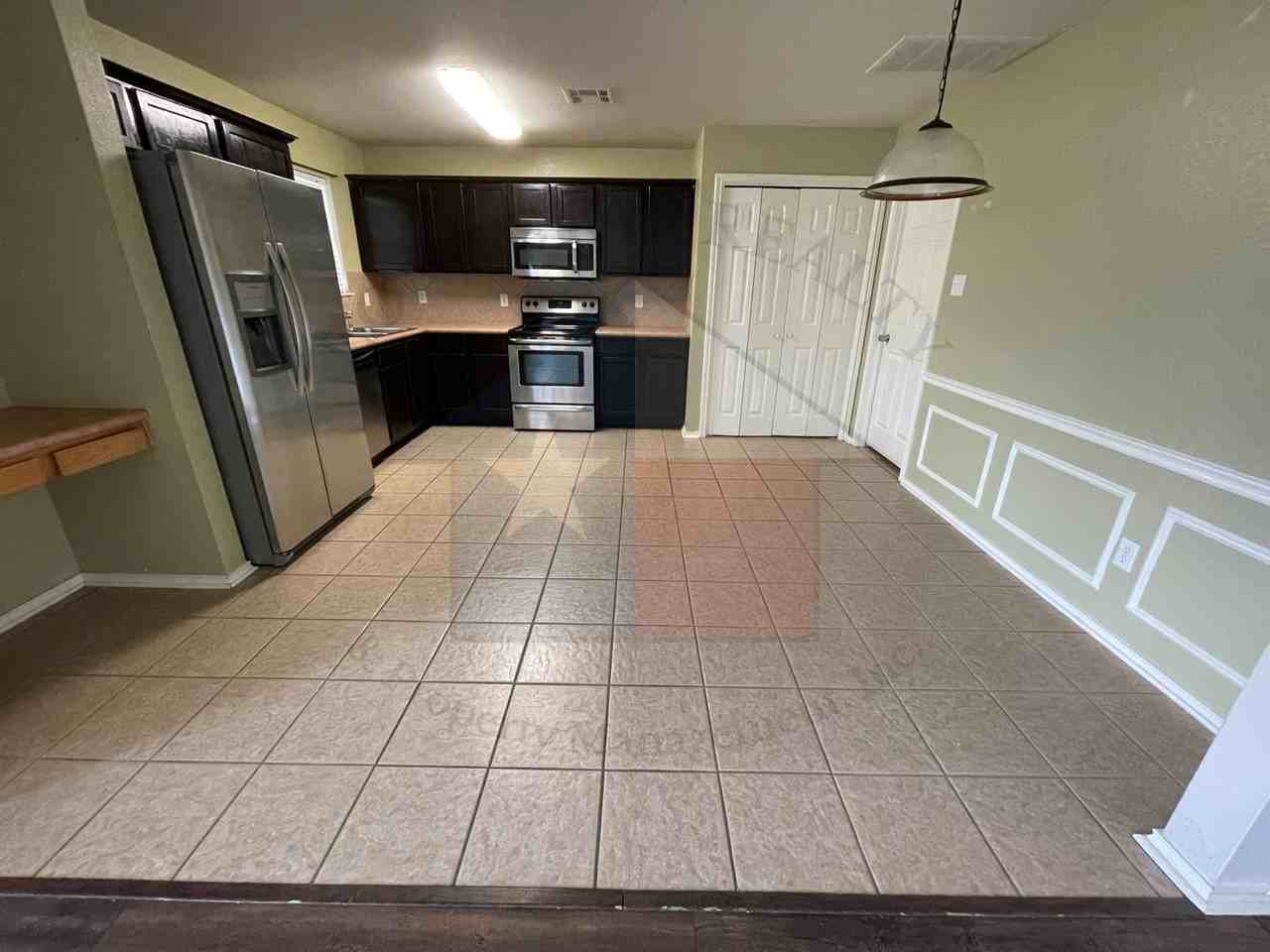 5400 Jitterbug Ct - Photo 6 of 29