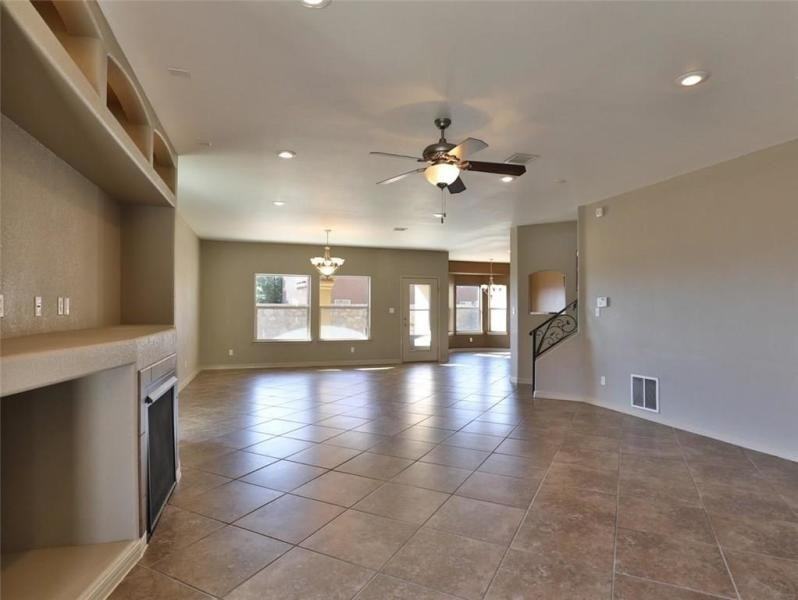 3712 Coco Palm - Photo 3 of 30