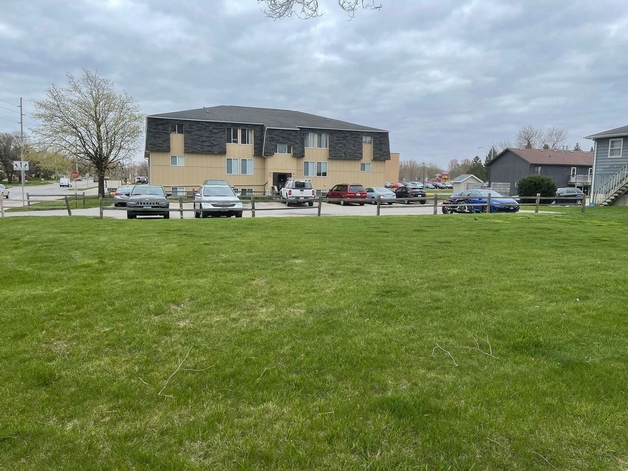 1231 N Dakota Ave #10 - Photo 2 of 27