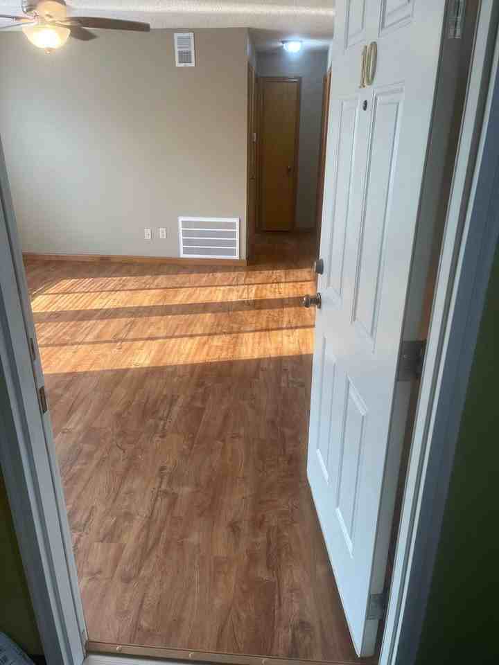 1231 N Dakota Ave #10 - Photo 3 of 27