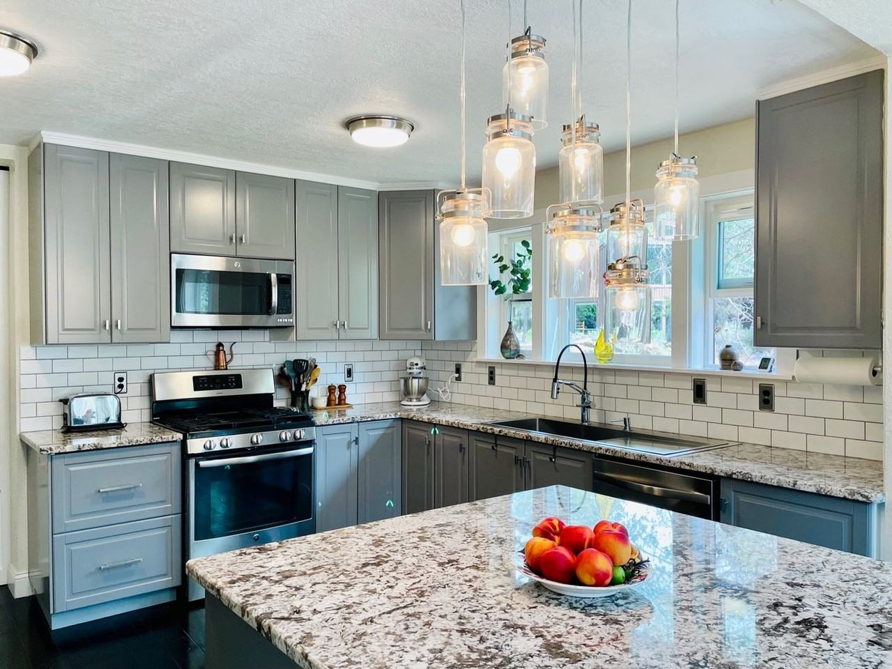 17711 Wickiup Ln - Photo 3 of 18