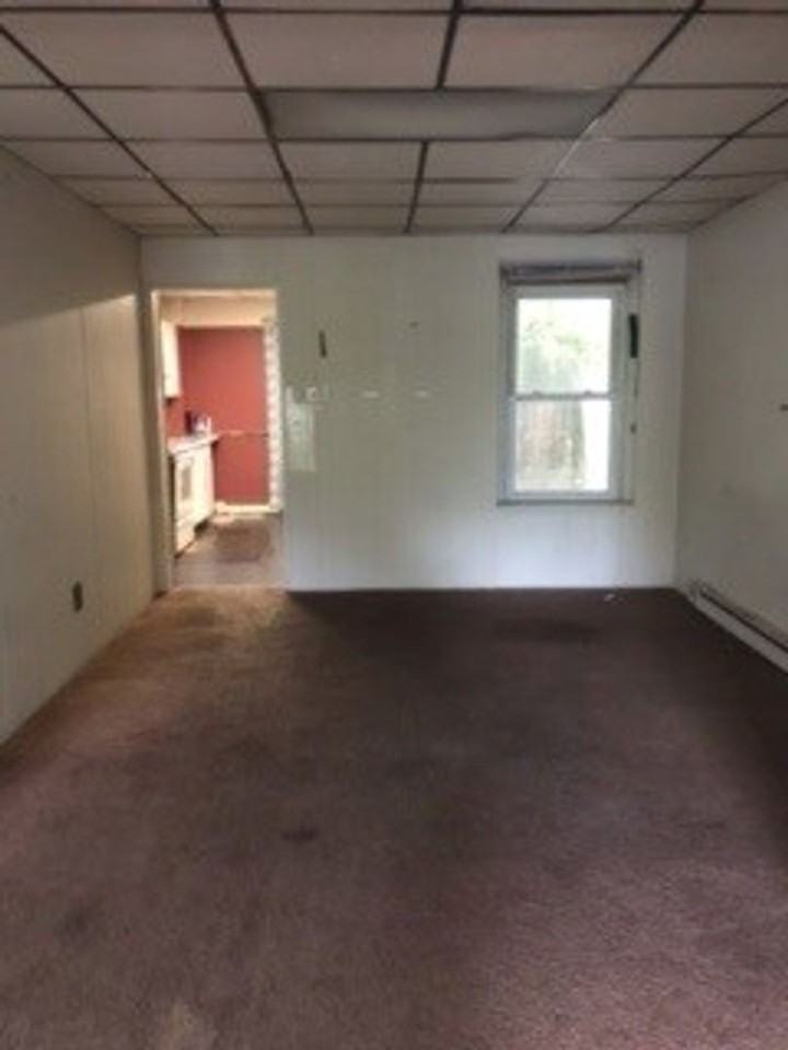 559 Mauch Chunk Rd - Photo 3 of 9