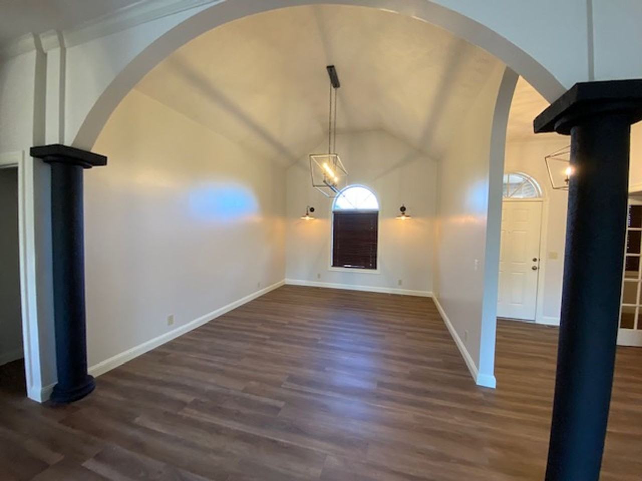 5117 S Nettleton Ave - Photo 6 of 50