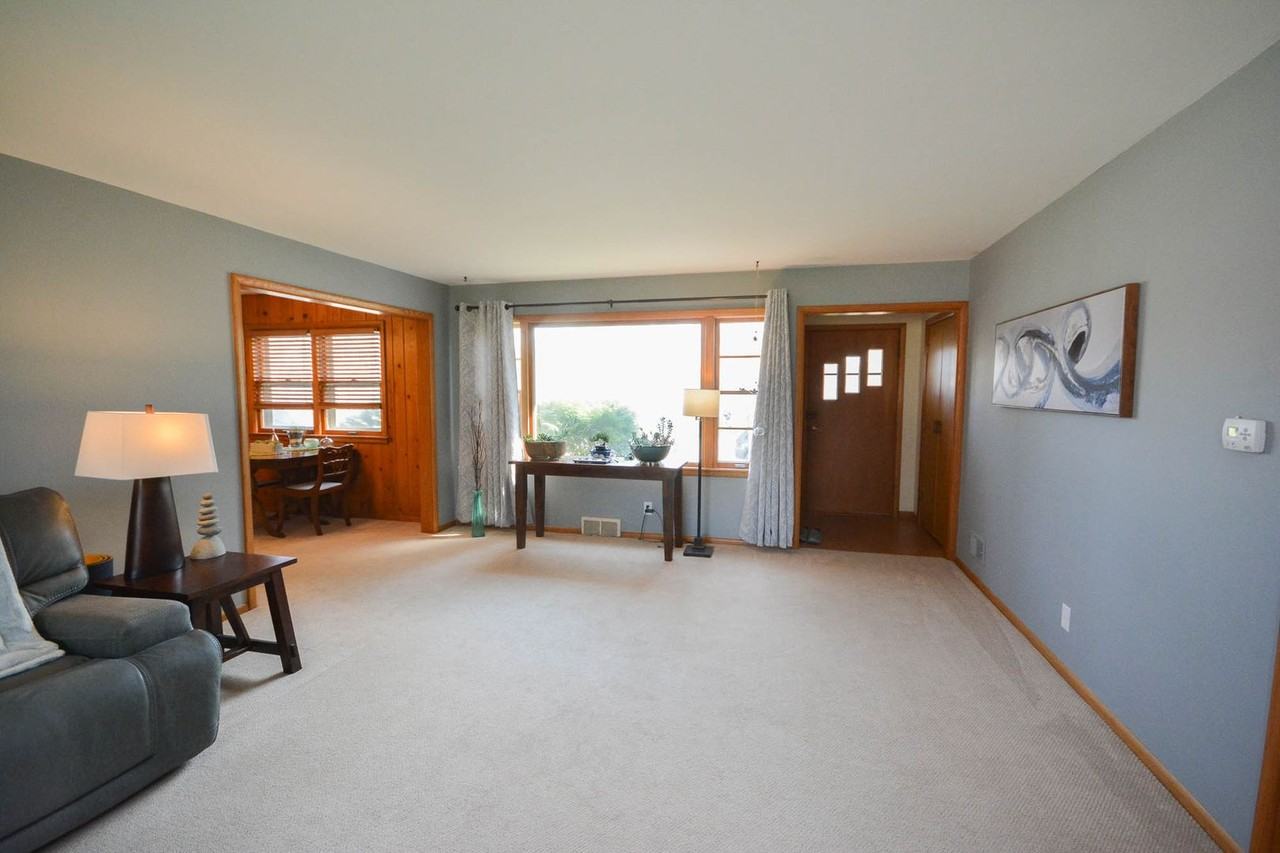 711 7th St Nw - Photo 3 of 22