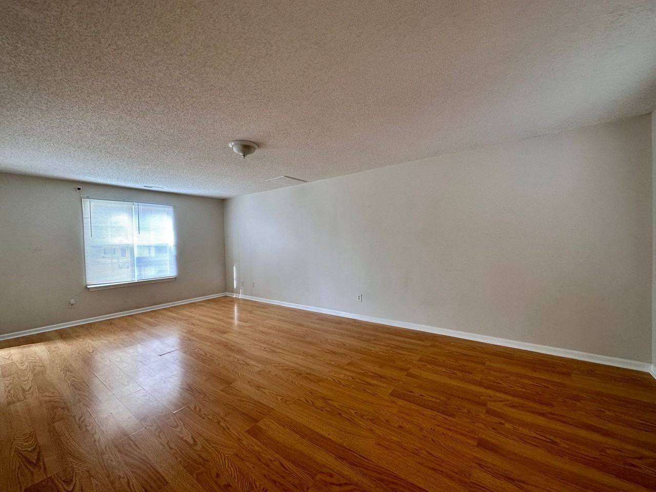 5144 Foxmeade Ct - Photo 2 of 19