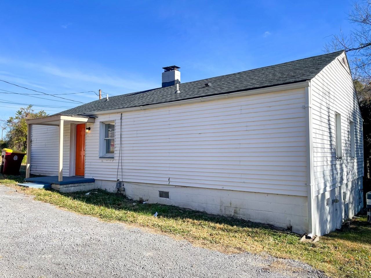 310 St Luke St - Photo 2 of 21