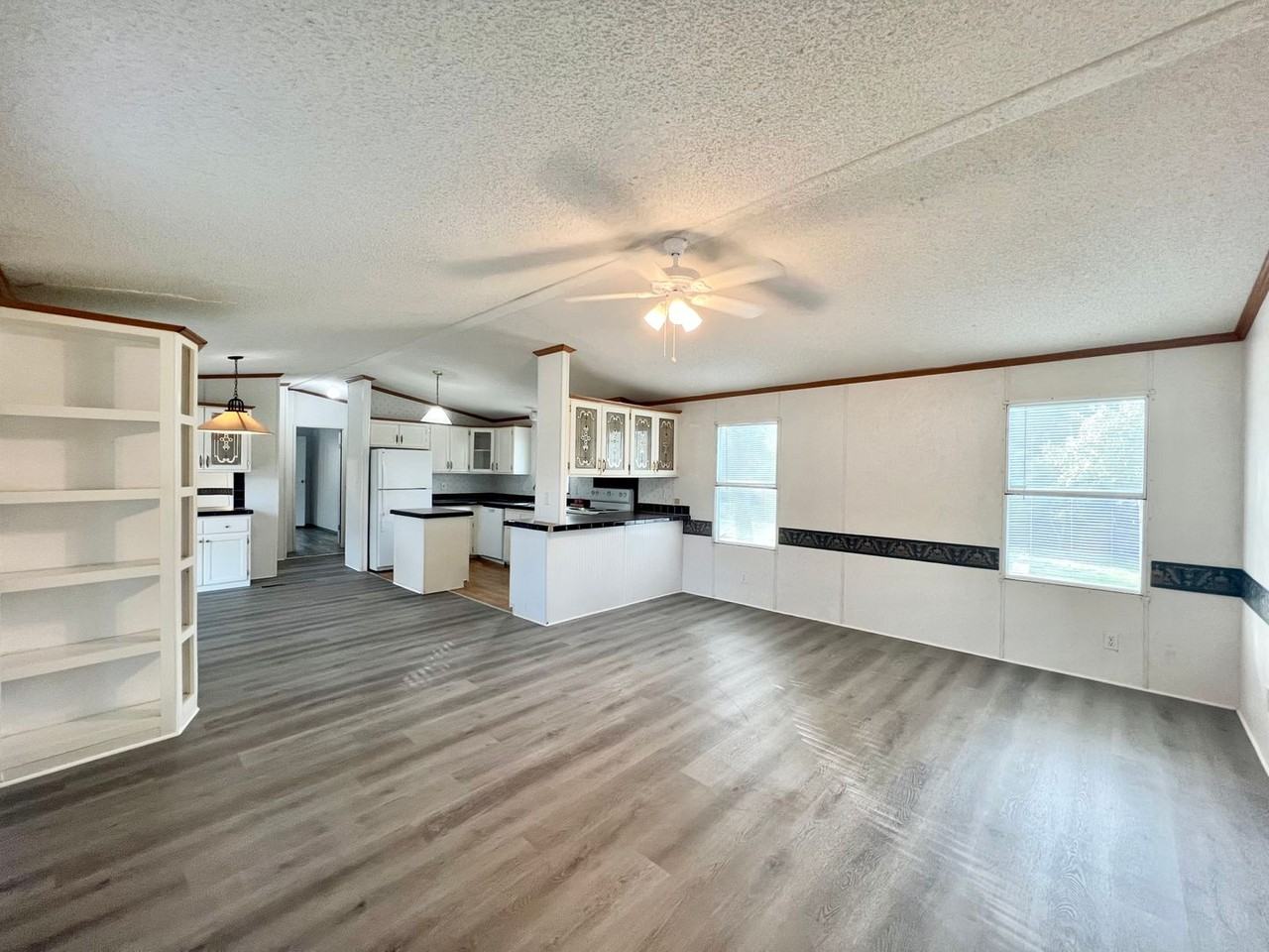 22831 Grand Spg - Photo 2 of 28