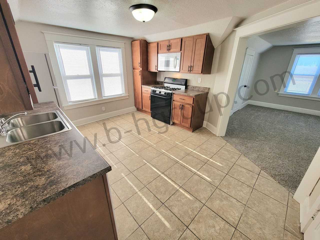 6411 32nd Ave - Photo 7 of 15