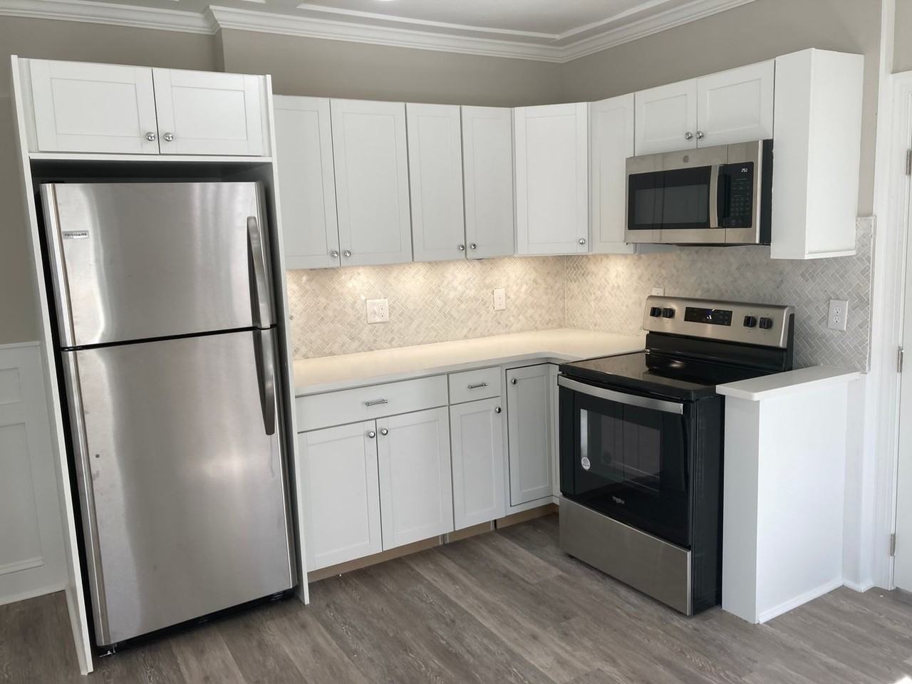 721 W Haverford Rd - Photo 3 of 7