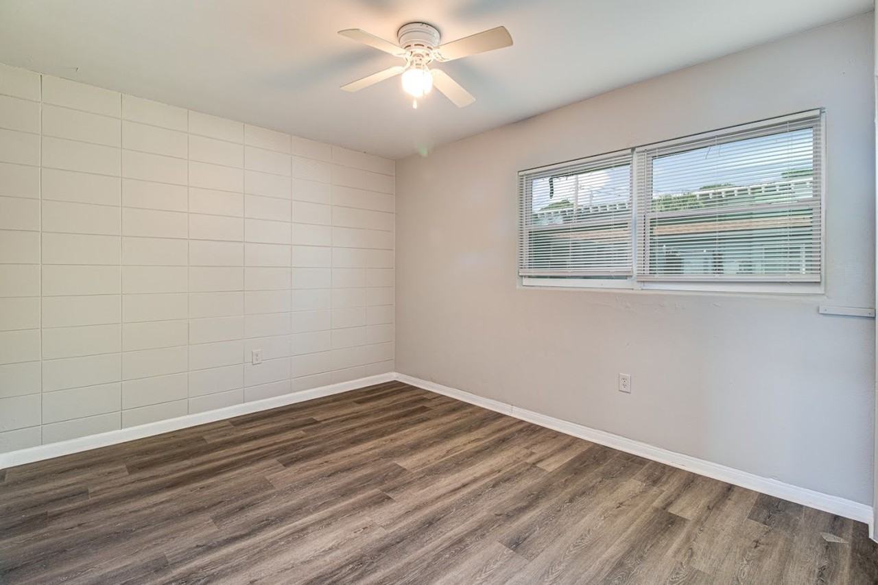 1331 West Point Drive - Photo 6 of 11