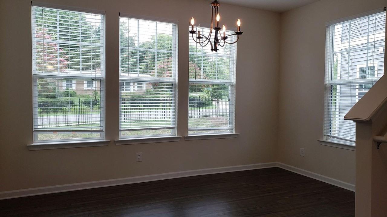 8517 Sharonbrook Dr - Photo 2 of 30