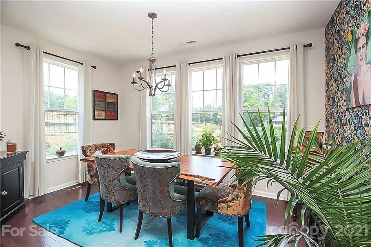 1502 Sharon Rd W - Photo 5 of 37