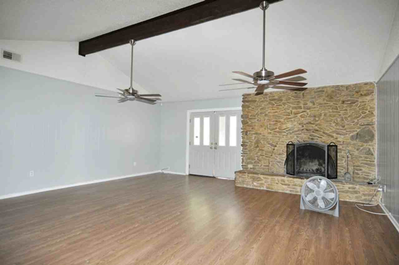 1325 Prelude Dr - Photo 6 of 18