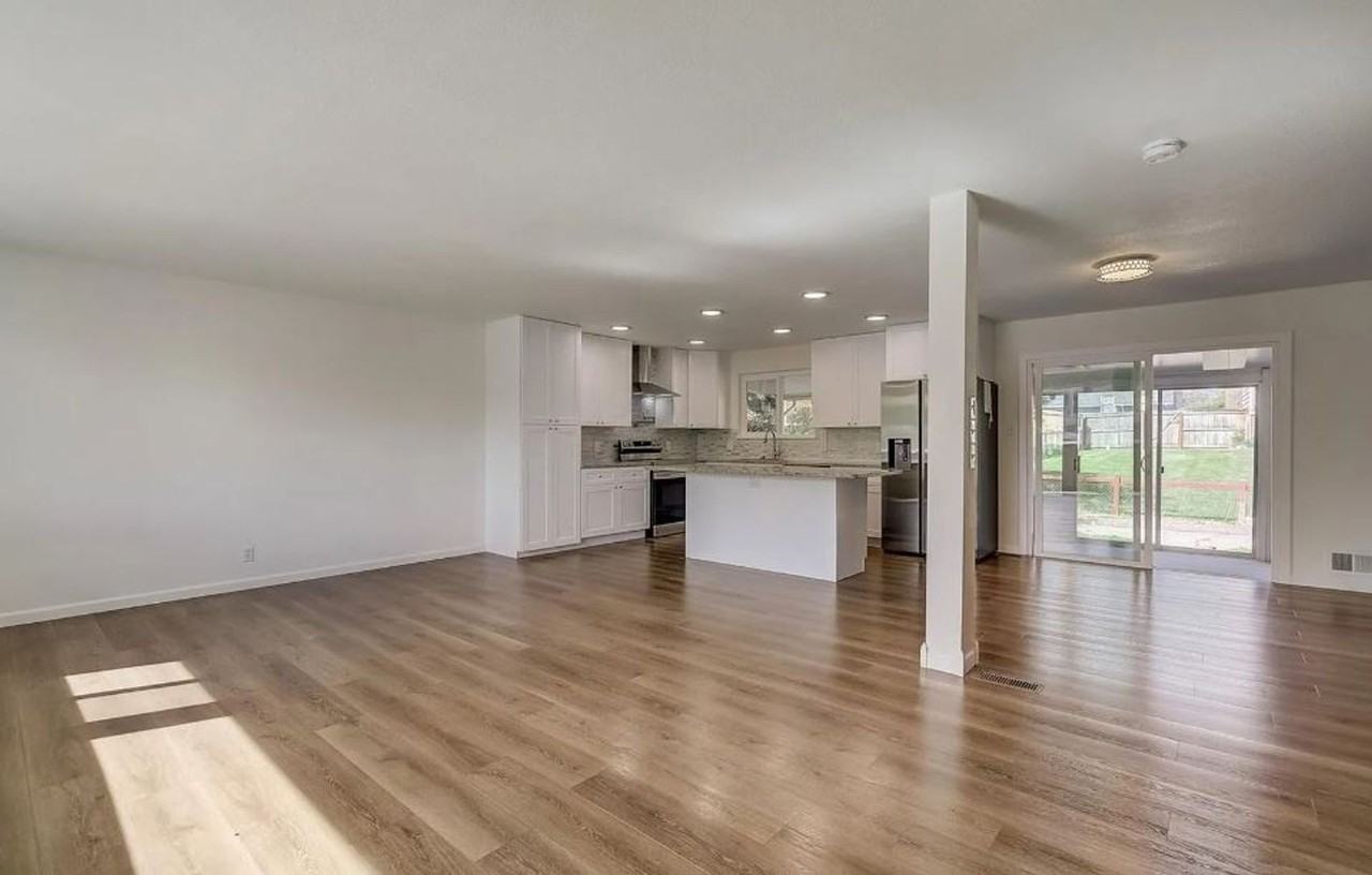 10513 Sperry St - Photo 5 of 34