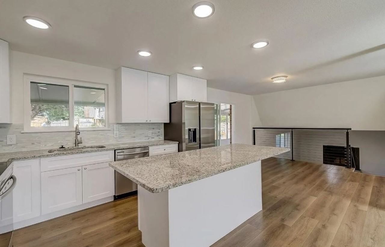 10513 Sperry St - Photo 7 of 34