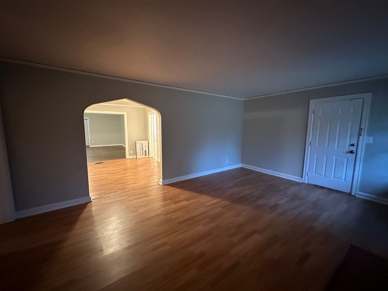 3467 Gilmer Ave - Photo 4 of 25