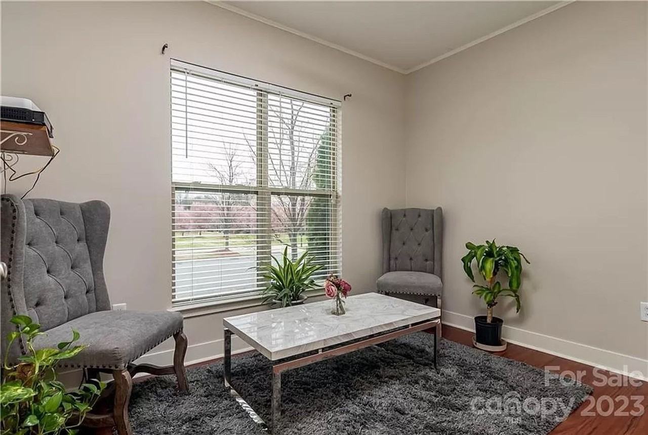 744 Seigle Point Dr - Photo 7 of 26