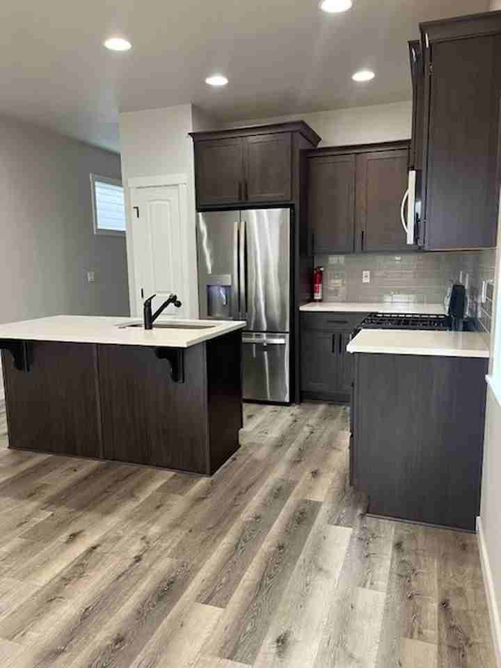 256 E Wayno Way - Photo 3 of 24