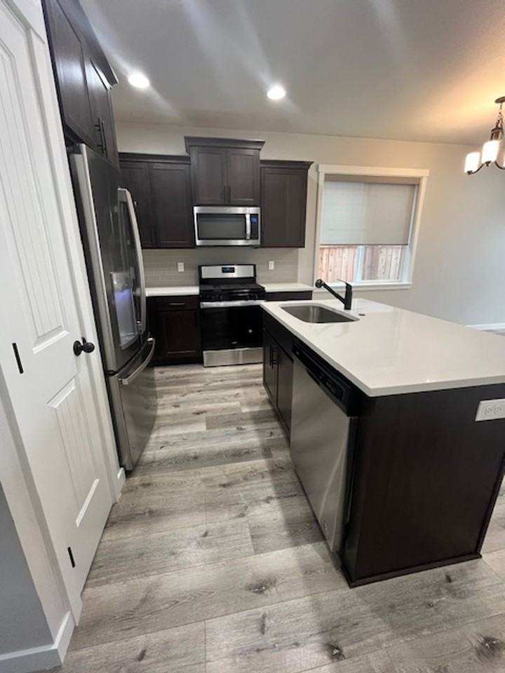 256 E Wayno Way - Photo 5 of 24