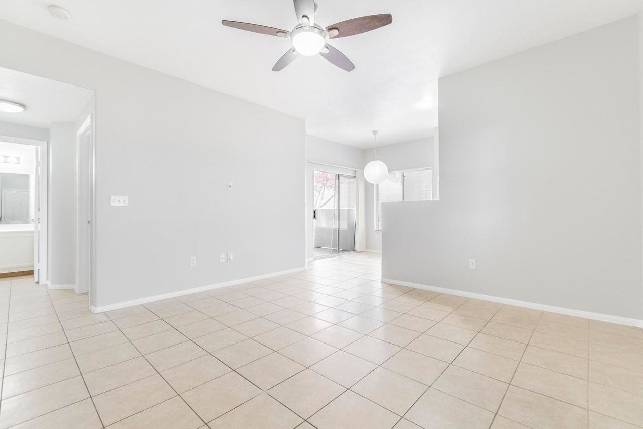 1531 Ruby Cliffs Ln - Photo 5 of 17