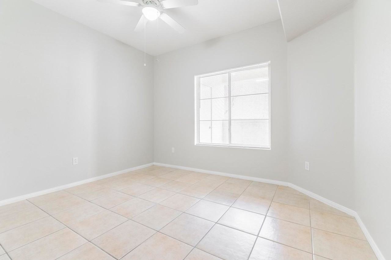 1531 Ruby Cliffs Ln - Photo 6 of 17