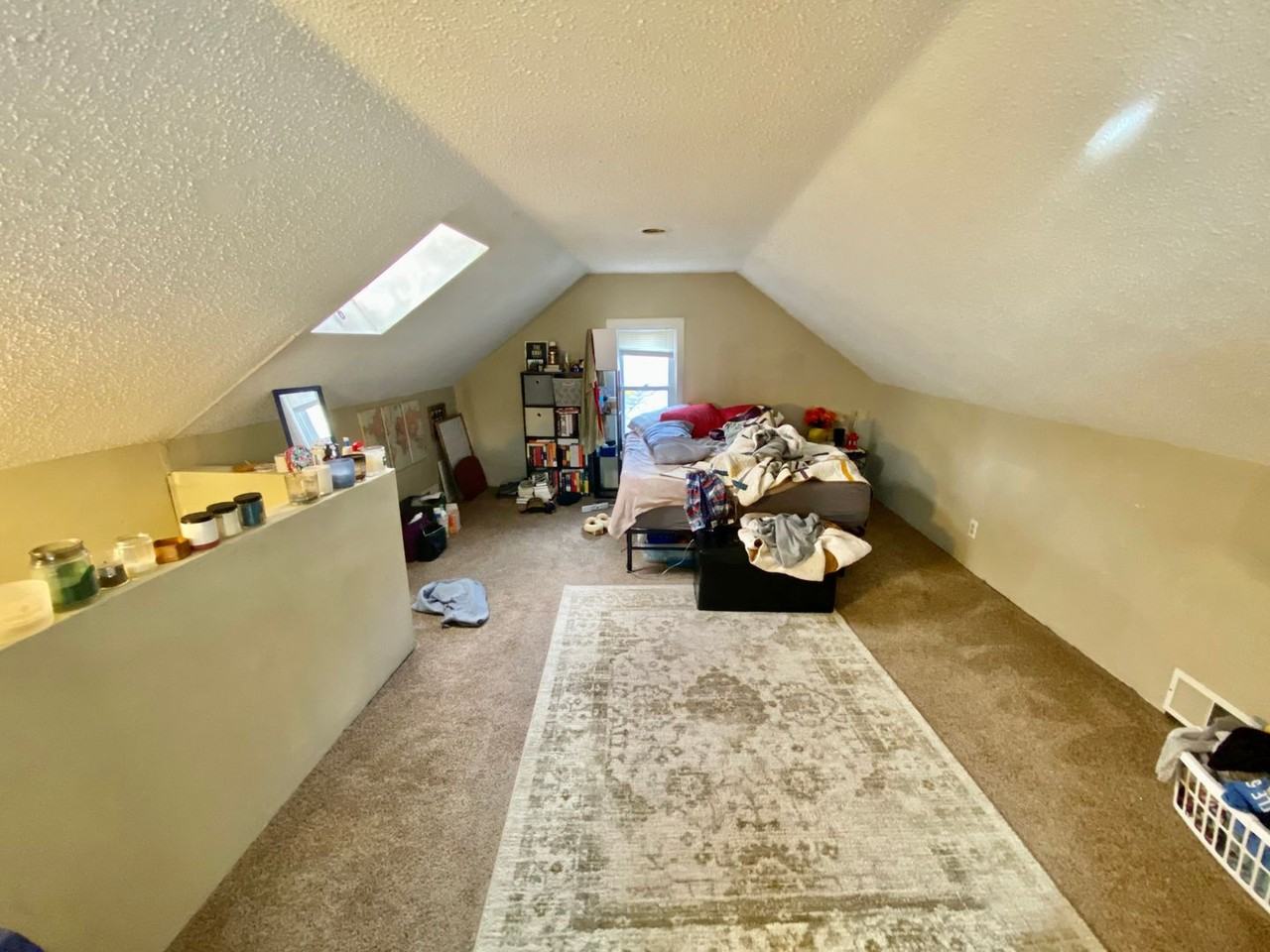 843 23rd Ave Se - Photo 2 of 17