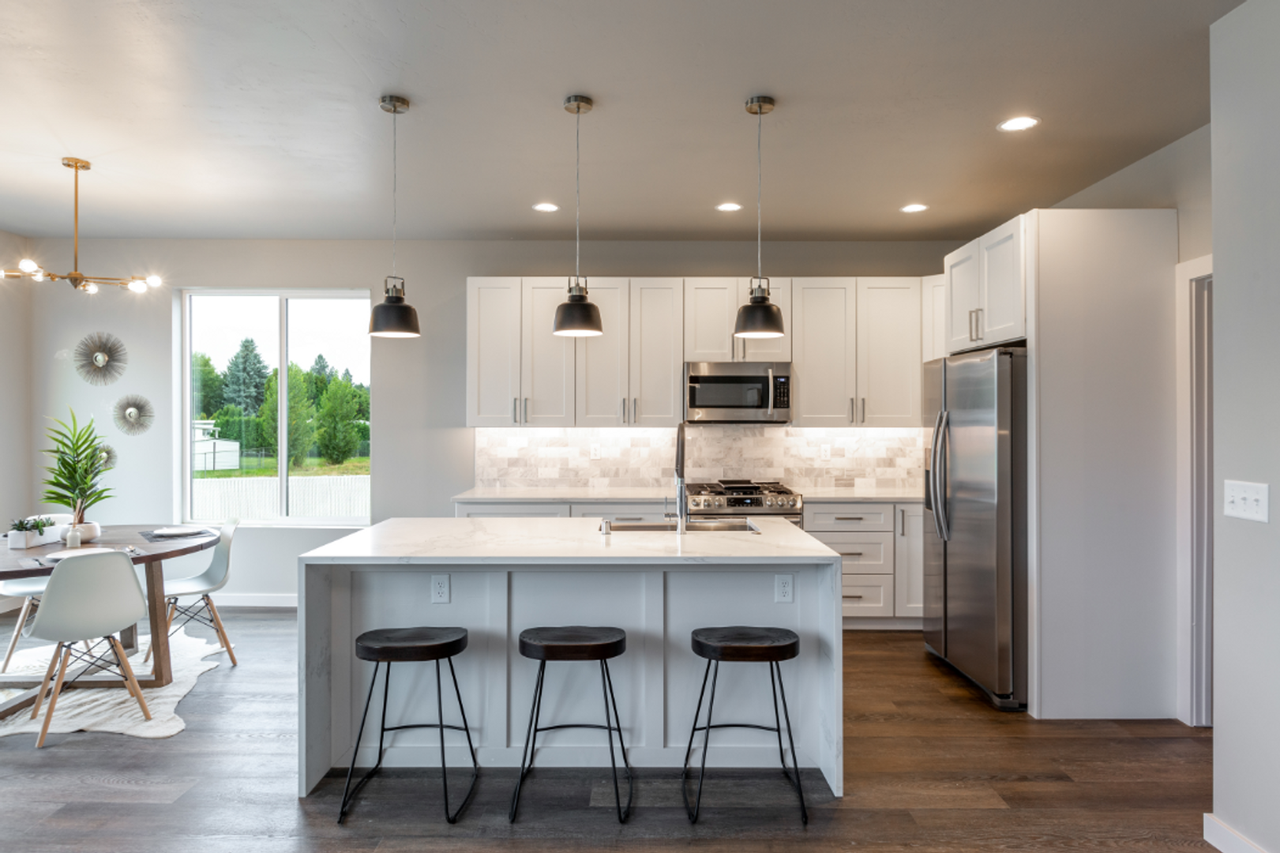 12904 N Market St - Photo 4 of 30