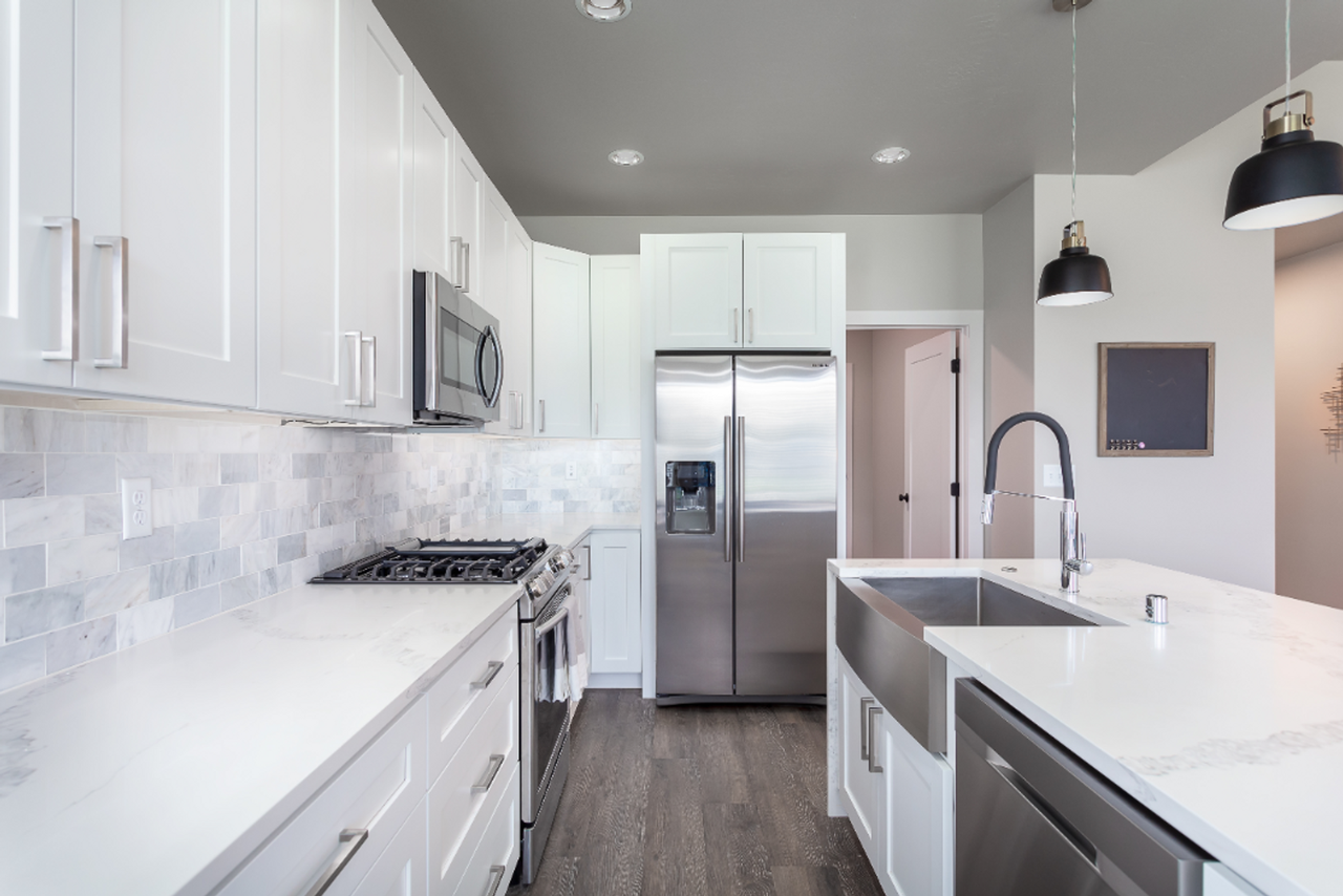 12904 N Market St - Photo 6 of 30