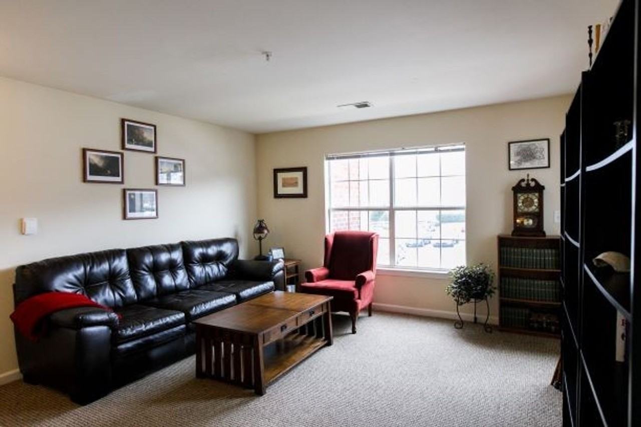 Eagles Landing - Photo 4 of 14