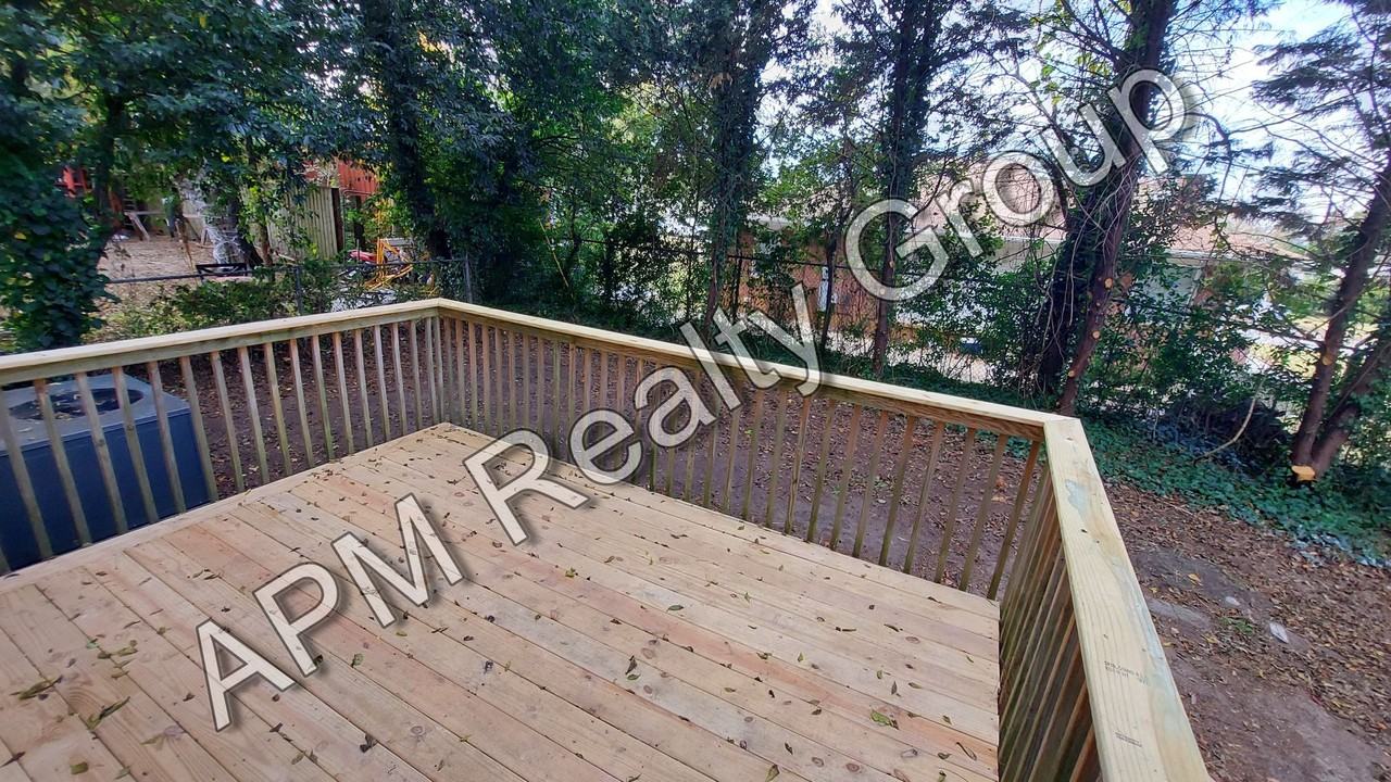 917 Texas St - Photo 7 of 15