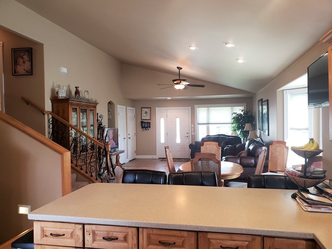 6726 Cove Creek Dr - Photo 2 of 9