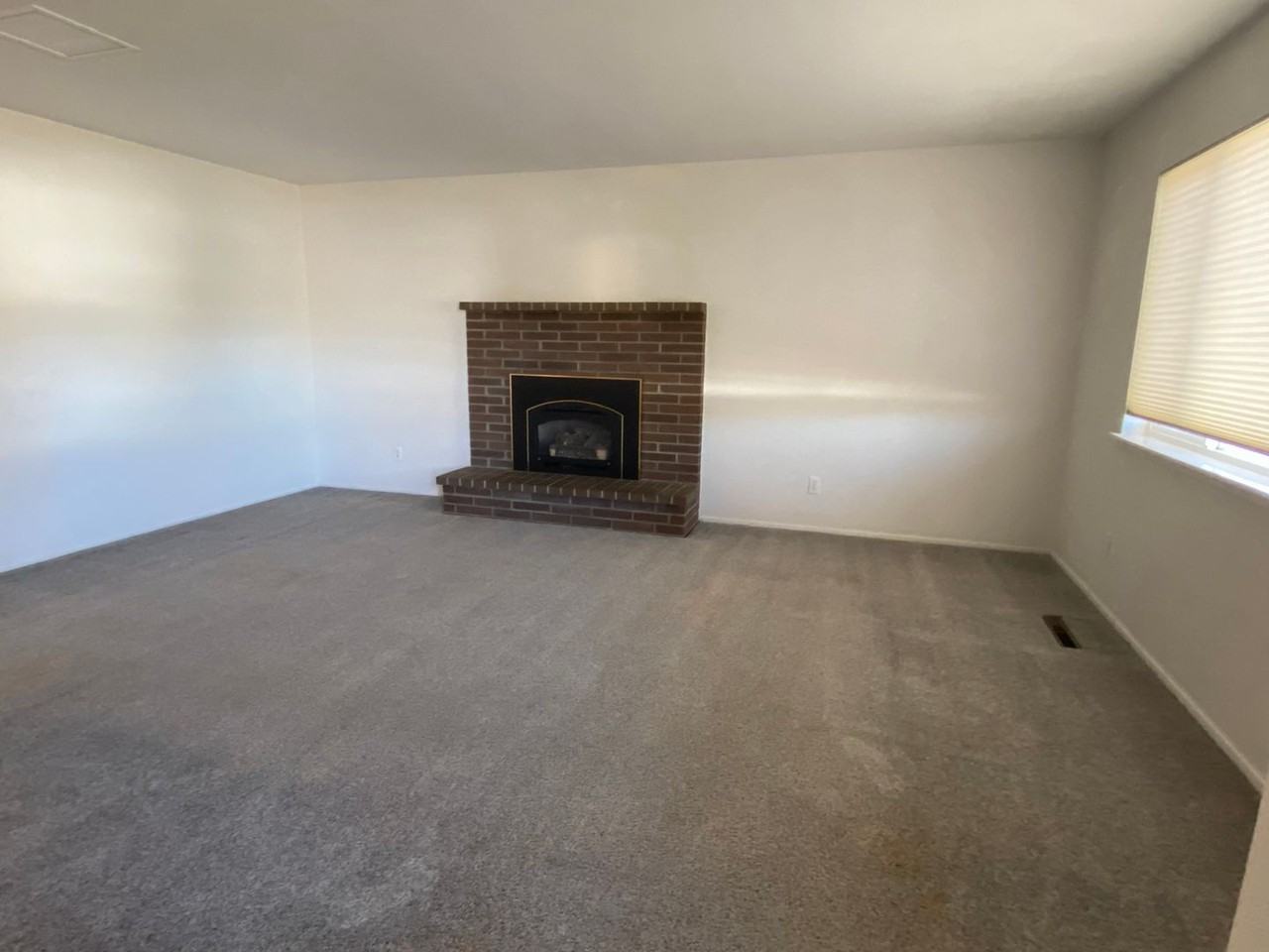 1328 Woodmoor Rd - Photo 3 of 26