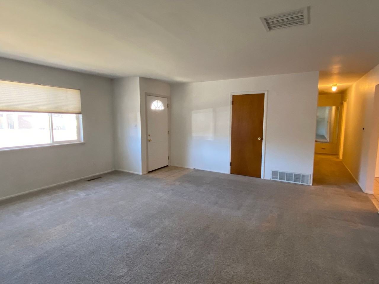 1328 Woodmoor Rd - Photo 4 of 26