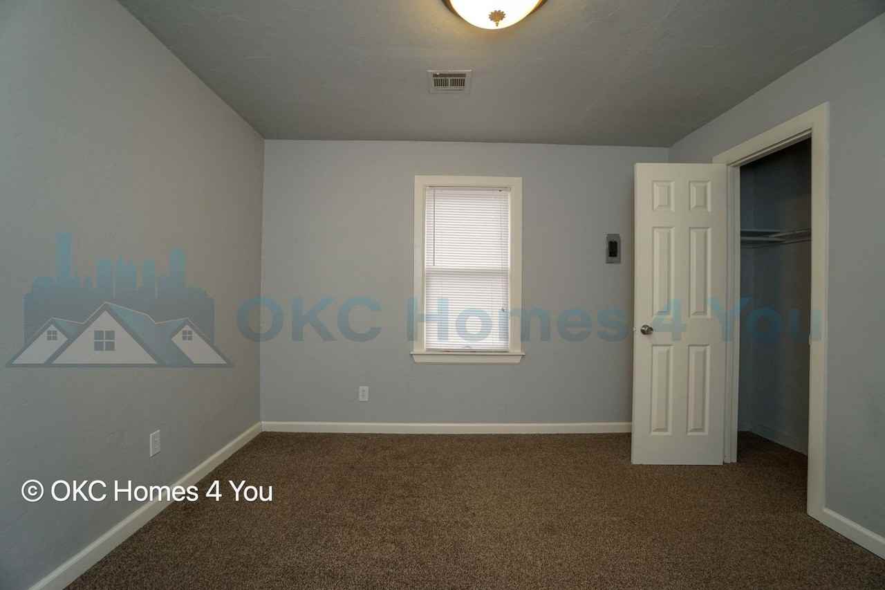 3116 Nw 32nd St - Photo 5 of 11