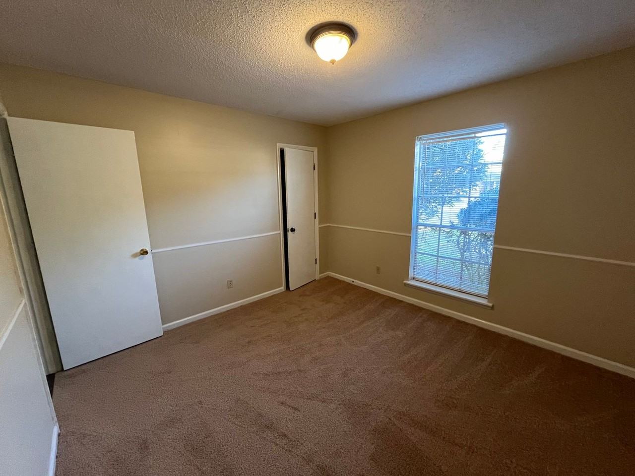 171 Greenbriar Ct - Photo 7 of 17