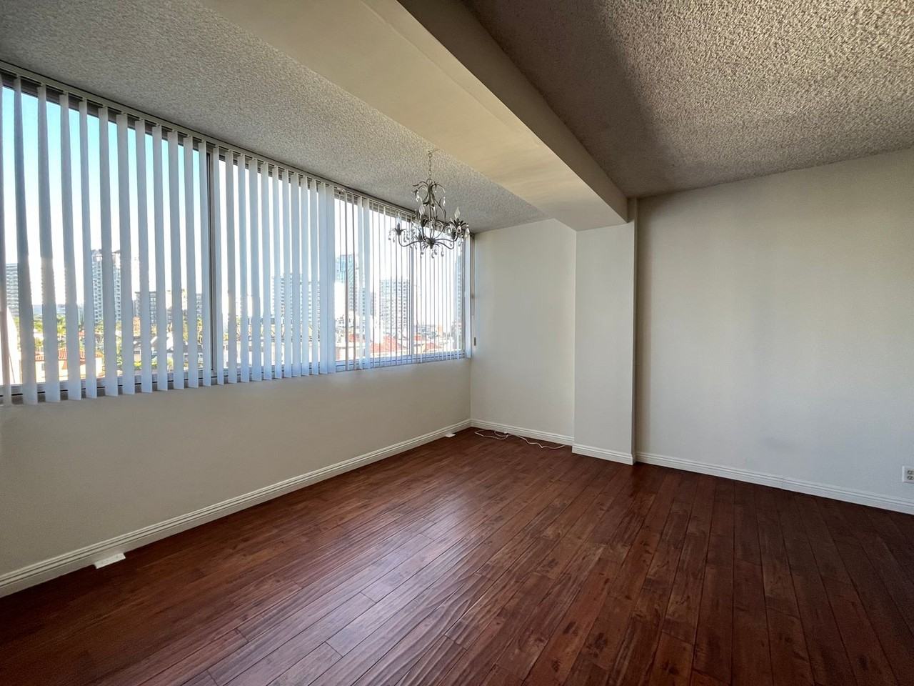 969 Hilgard Ave #605 - Photo 2 of 14