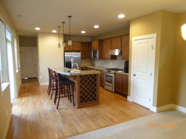 10934 Eastridge Dr Ne - Photo 7 of 22