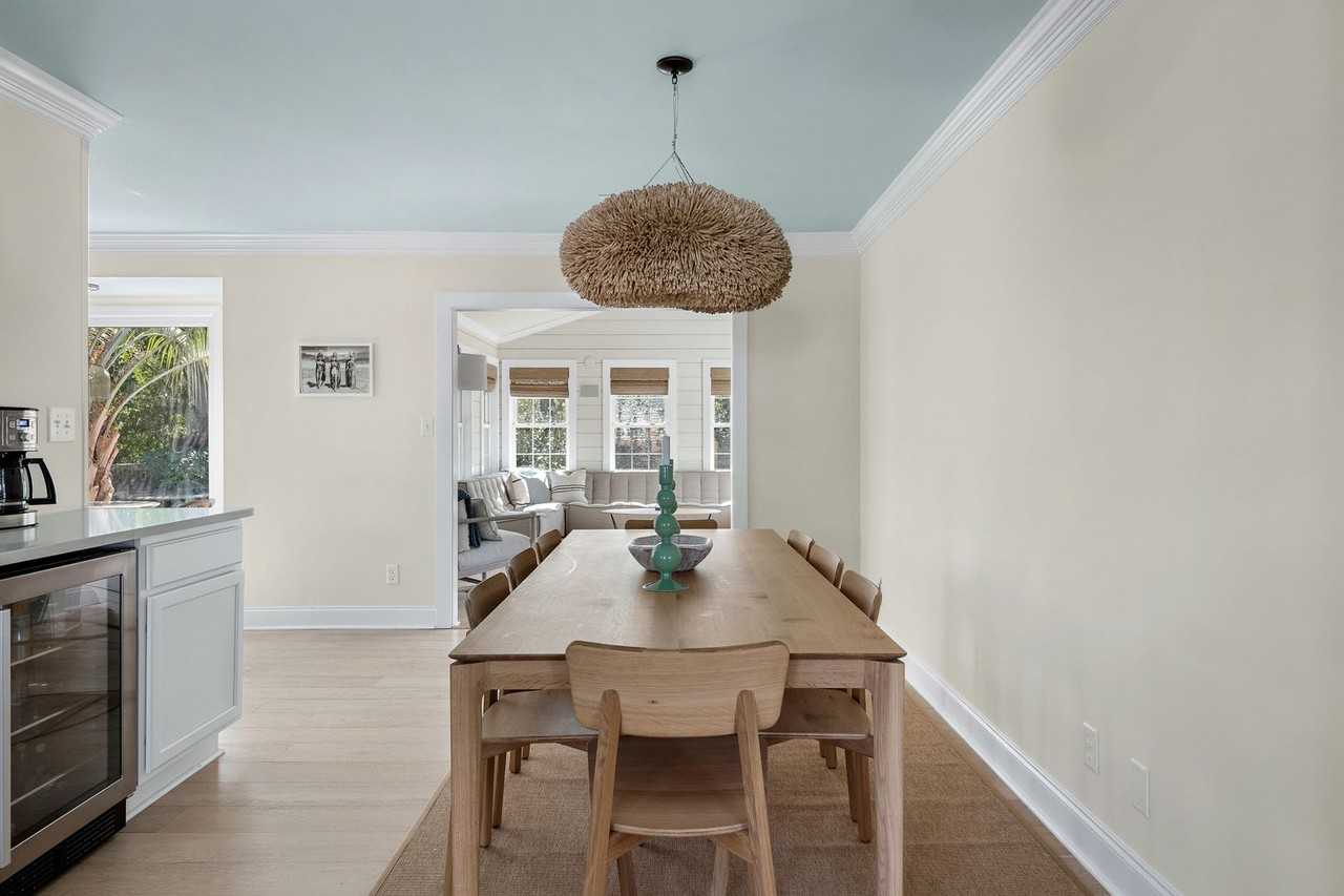 1121 Island View Drive - Photo 2 of 44