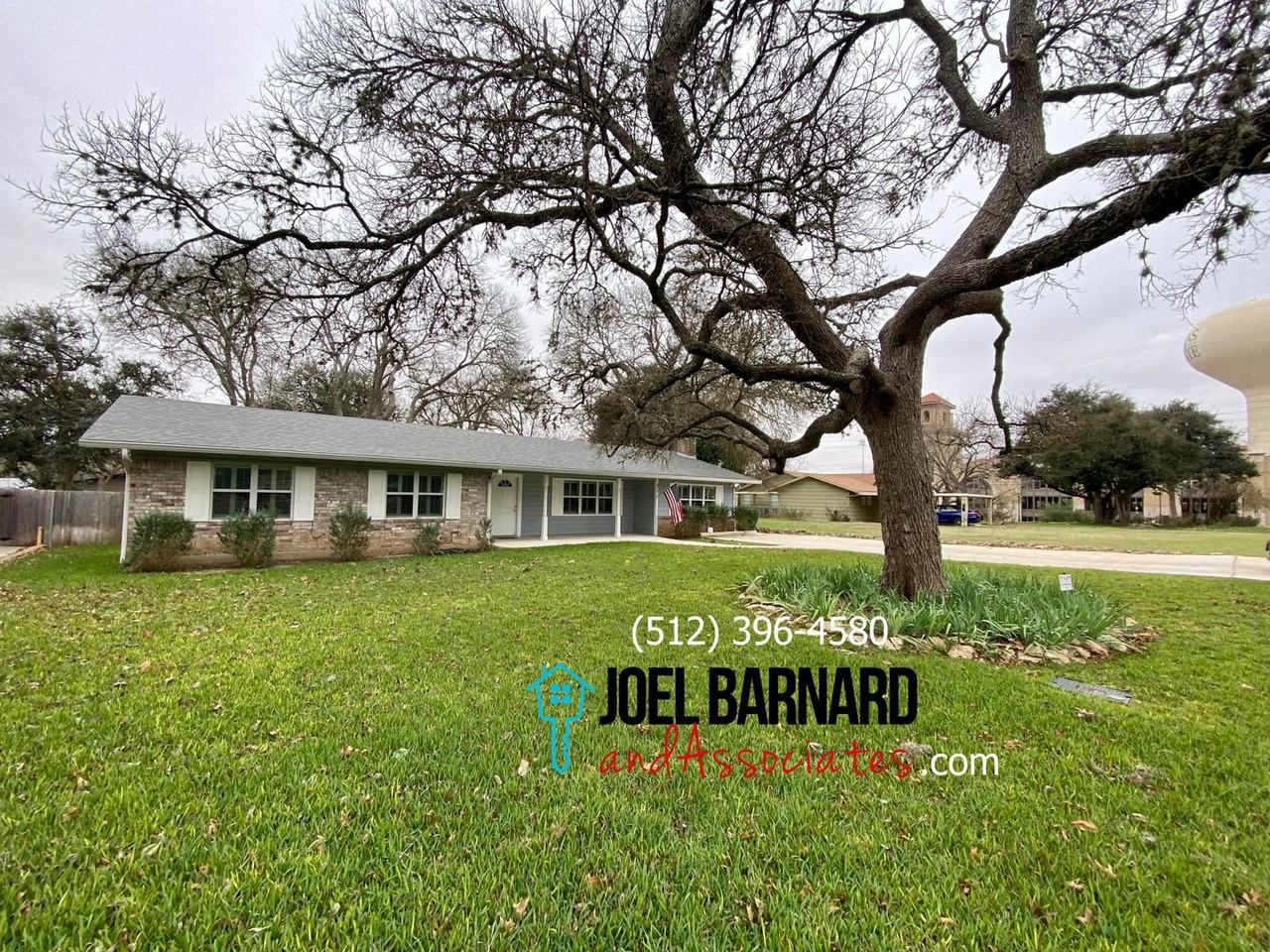 317 Harvard St - Photo 2 of 21