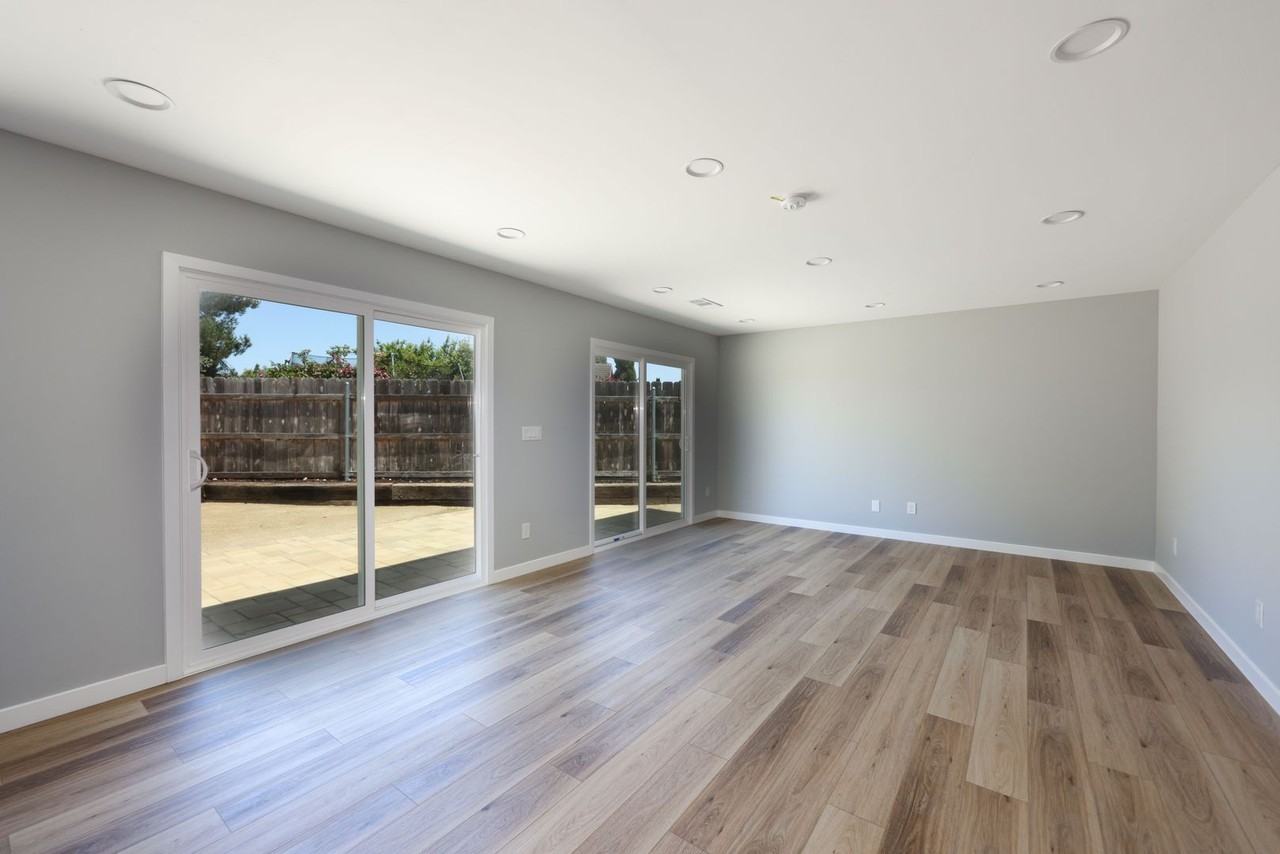 7508 Alonda Way - Photo 2 of 9