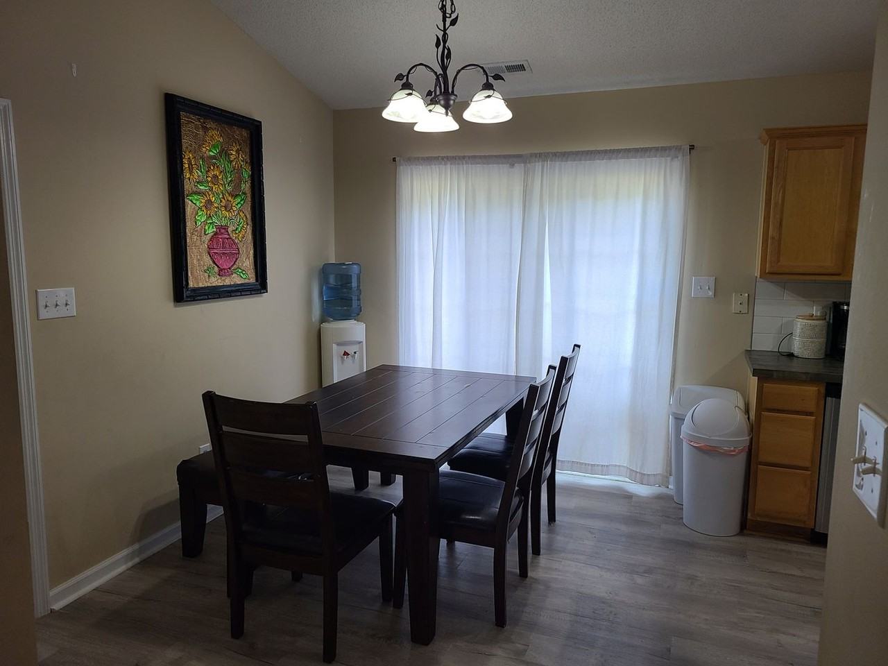 110 E Sea Bird Ct - Photo 4 of 24