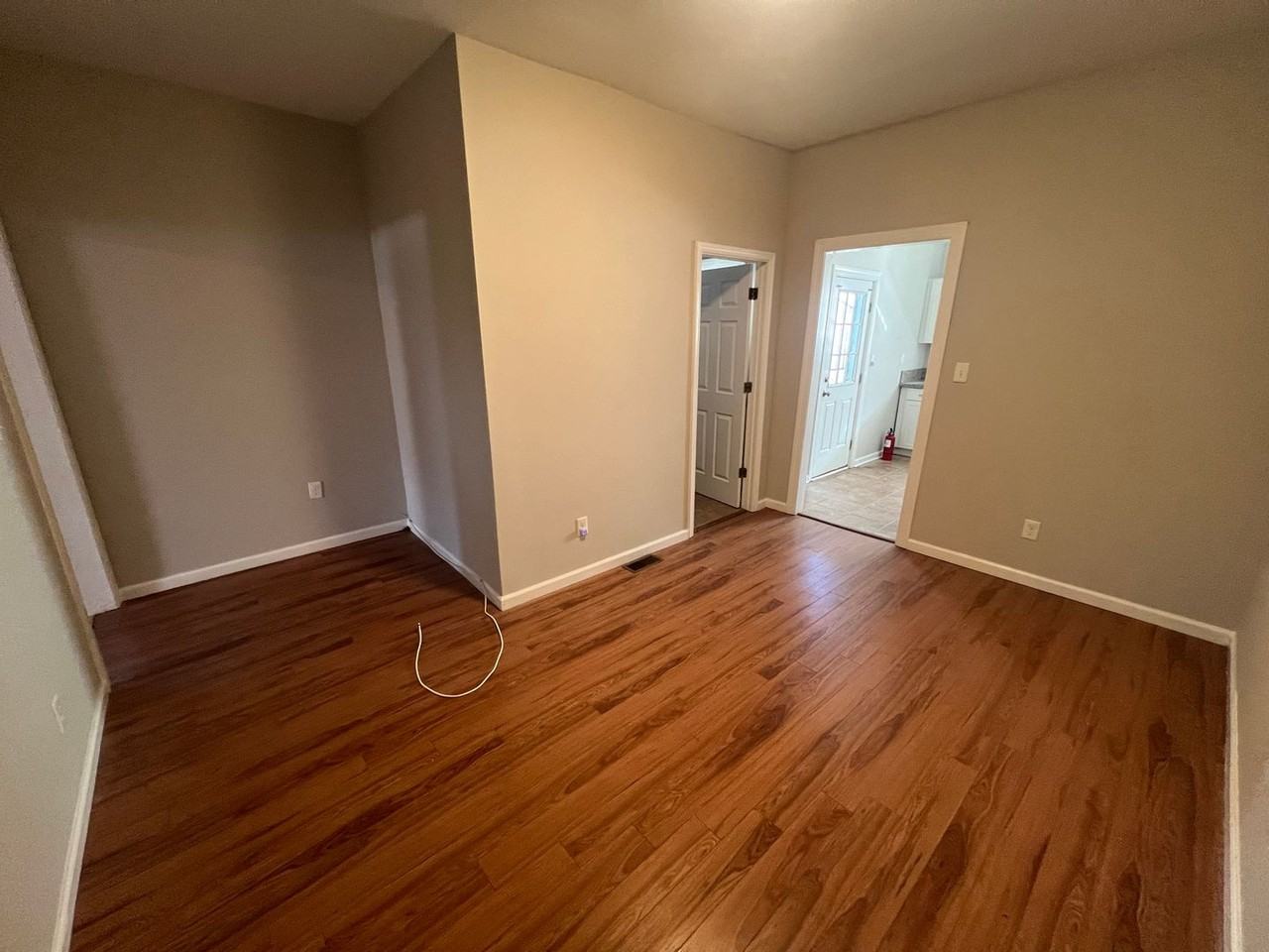 1711 N 21st St - Photo 6 of 26