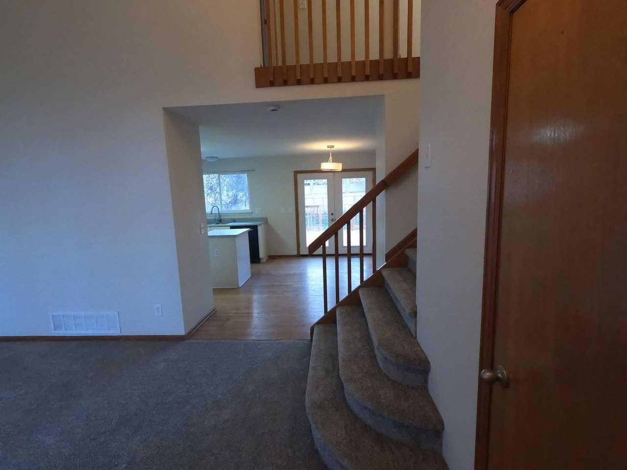 1229 S Weldona Ln - Photo 3 of 27