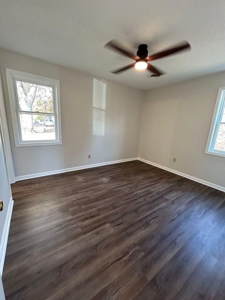 115 Tisdale St - Photo 7 of 12