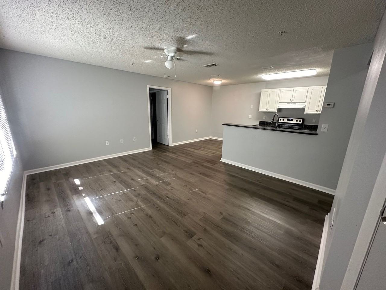 951 Salt Pond Pl - Photo 2 of 18