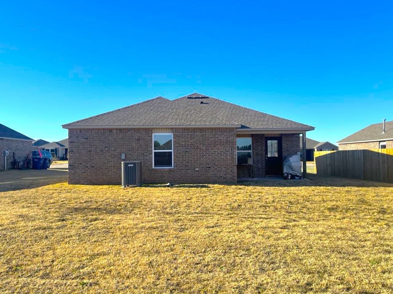 4308 Driftwood Circle - Photo 3 of 28