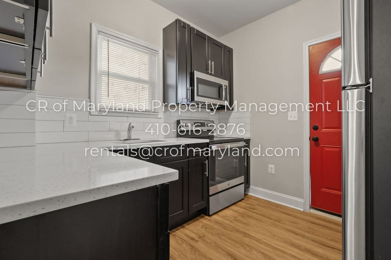 3010 W Lanvale St - Photo 3 of 14