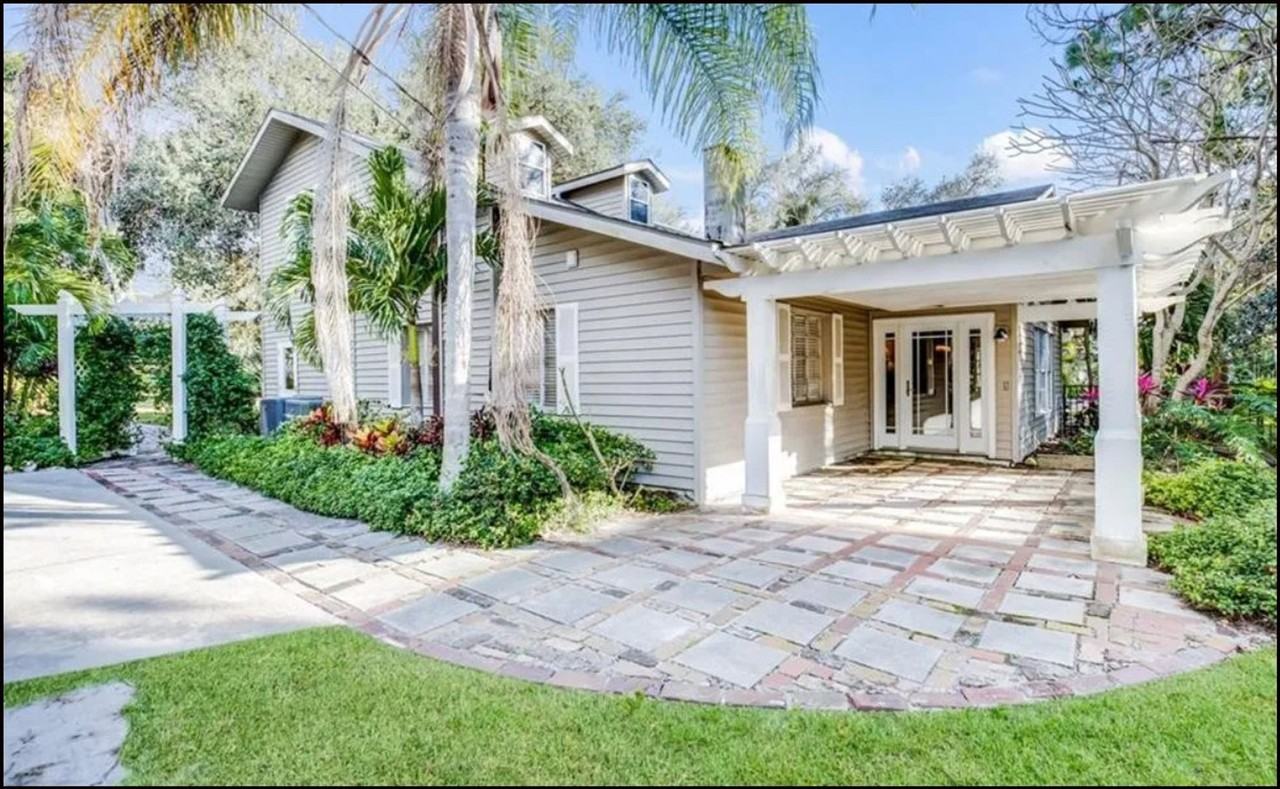 611 89th St Nw - Photo 5 of 9