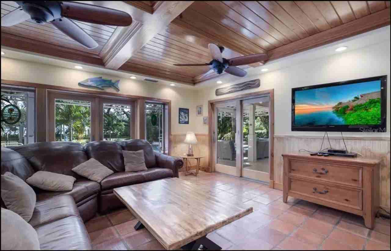 611 89th St Nw - Photo 6 of 9